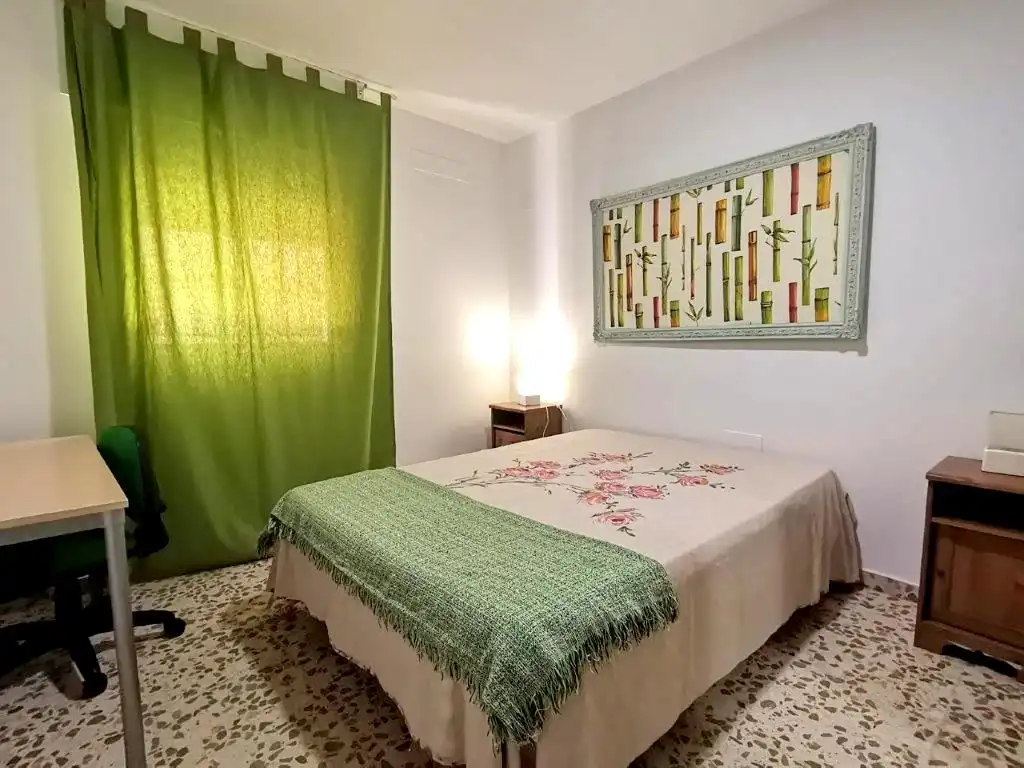 Habitación de Piso de alquiler en Málaga con Aire acondicionado, Calefacción y Terraza