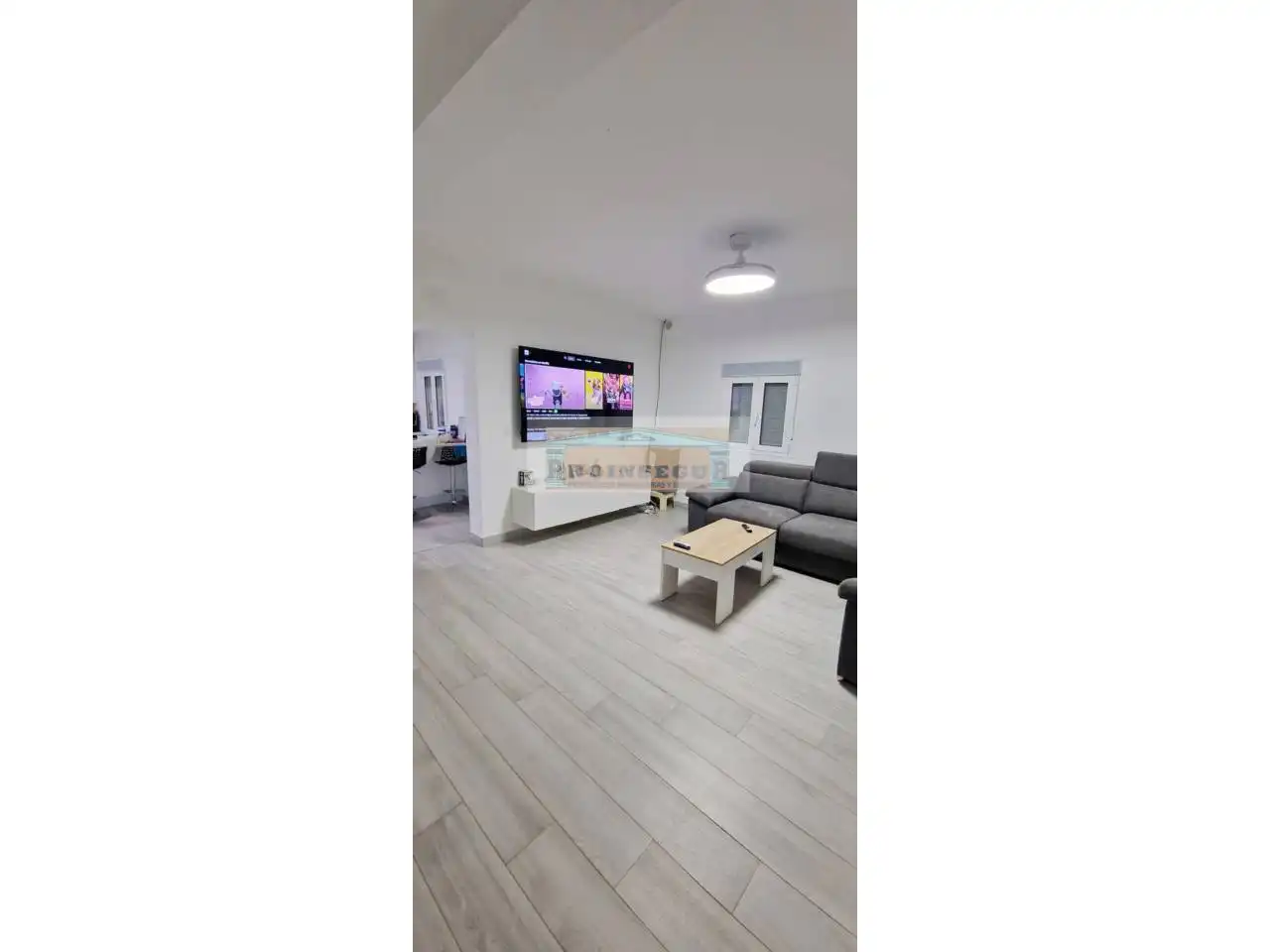 House for sale in Calle Colombia, imagen 2