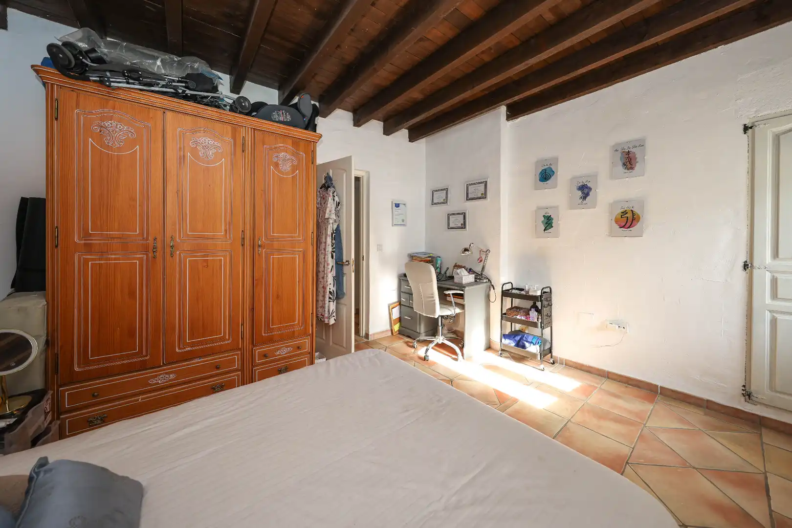 Habitación de Casa adosada en venta en Guaro con Aire acondicionado