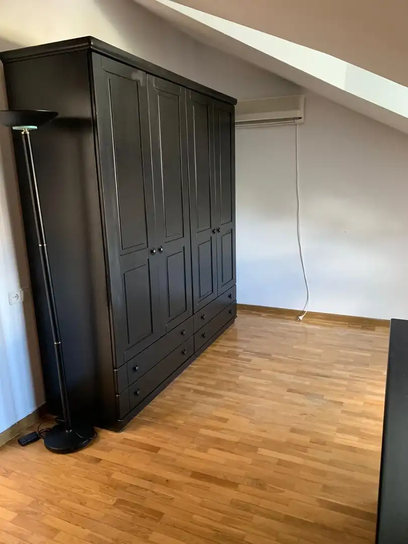 Habitación de Casa adosada en venta en Ponferrada con Calefacción, Jardín privado y Terraza