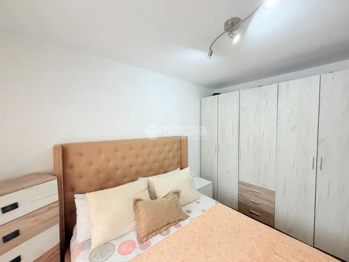 Habitación de Piso en venta en Segovia con Balcón