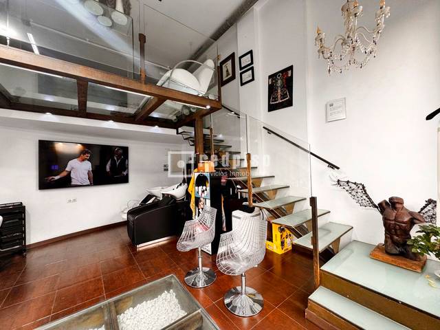 Local comercial en Venta en de la Estación de el Palo en El Palo