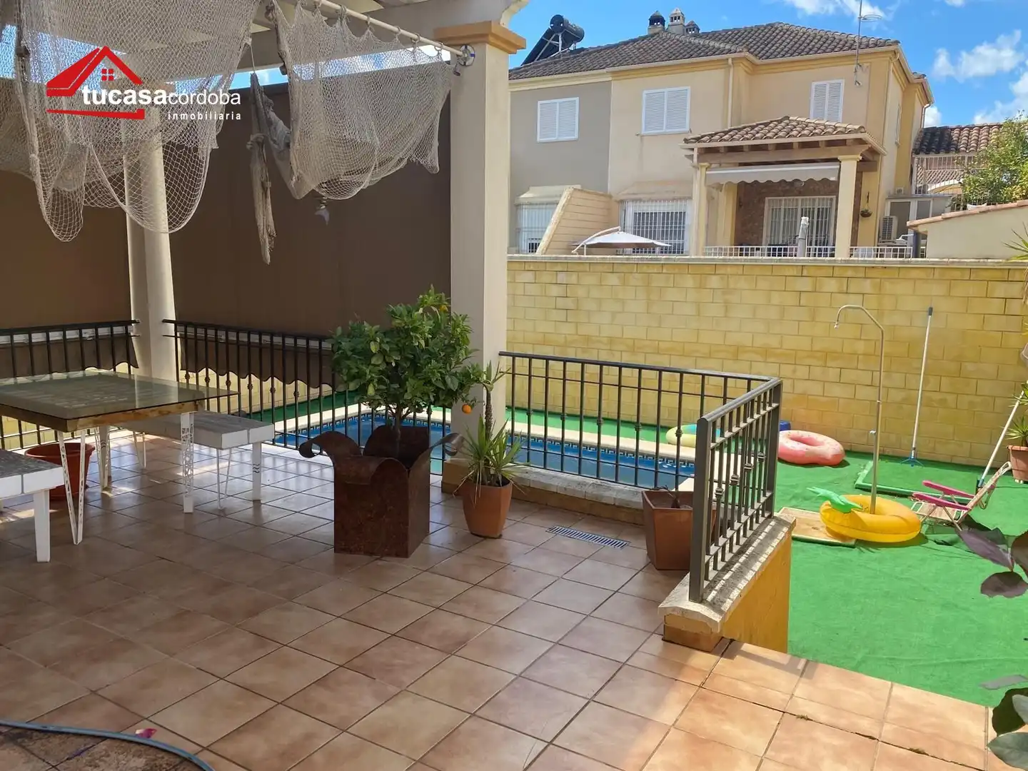 Swimming pool of Houses for sale in Córdoba  with Air Conditioner and Swimming Pool