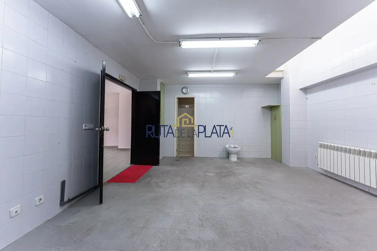 Local en venta en Zamora Capital  con Aire acondicionado, Calefacción y Internet