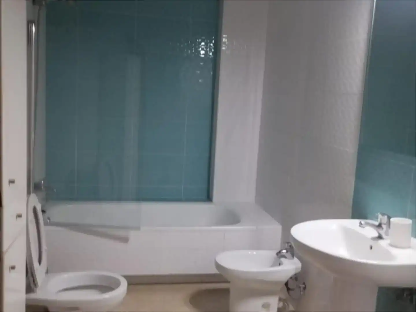 Badezimmer von Wohnung zur Miete in Fregenal de la Sierra mit Klimaanlage und Balkon