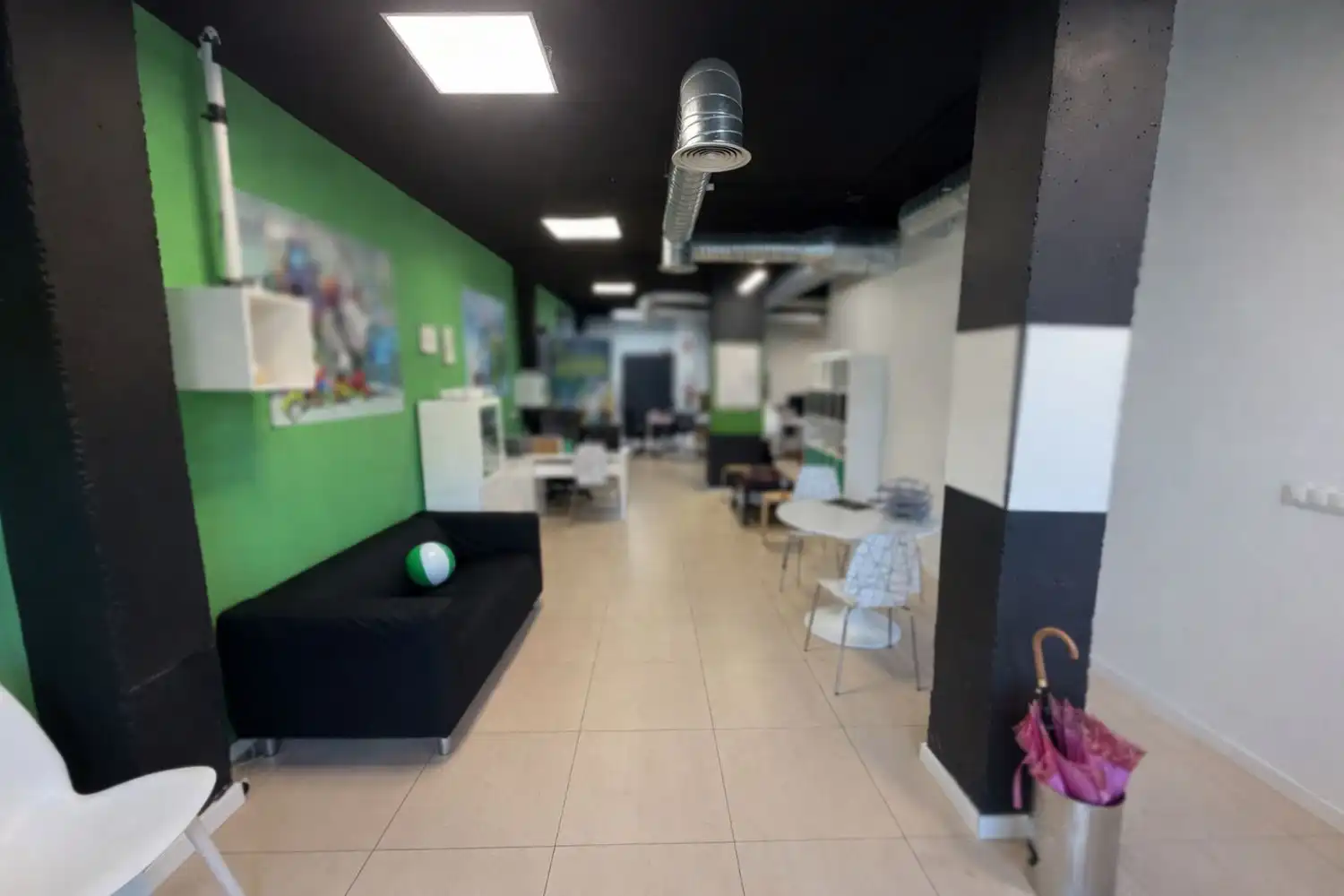 Commercial properties for sale in Alcorcón  with Air Conditioner