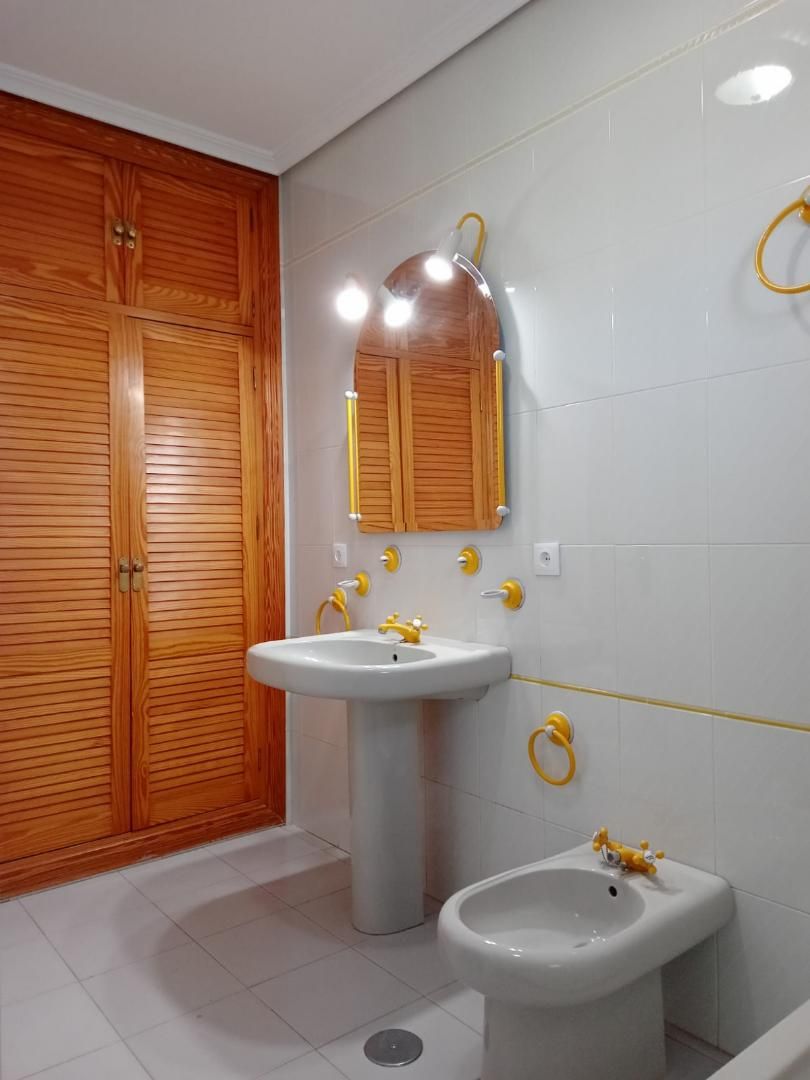 Casa adosada de alquiler