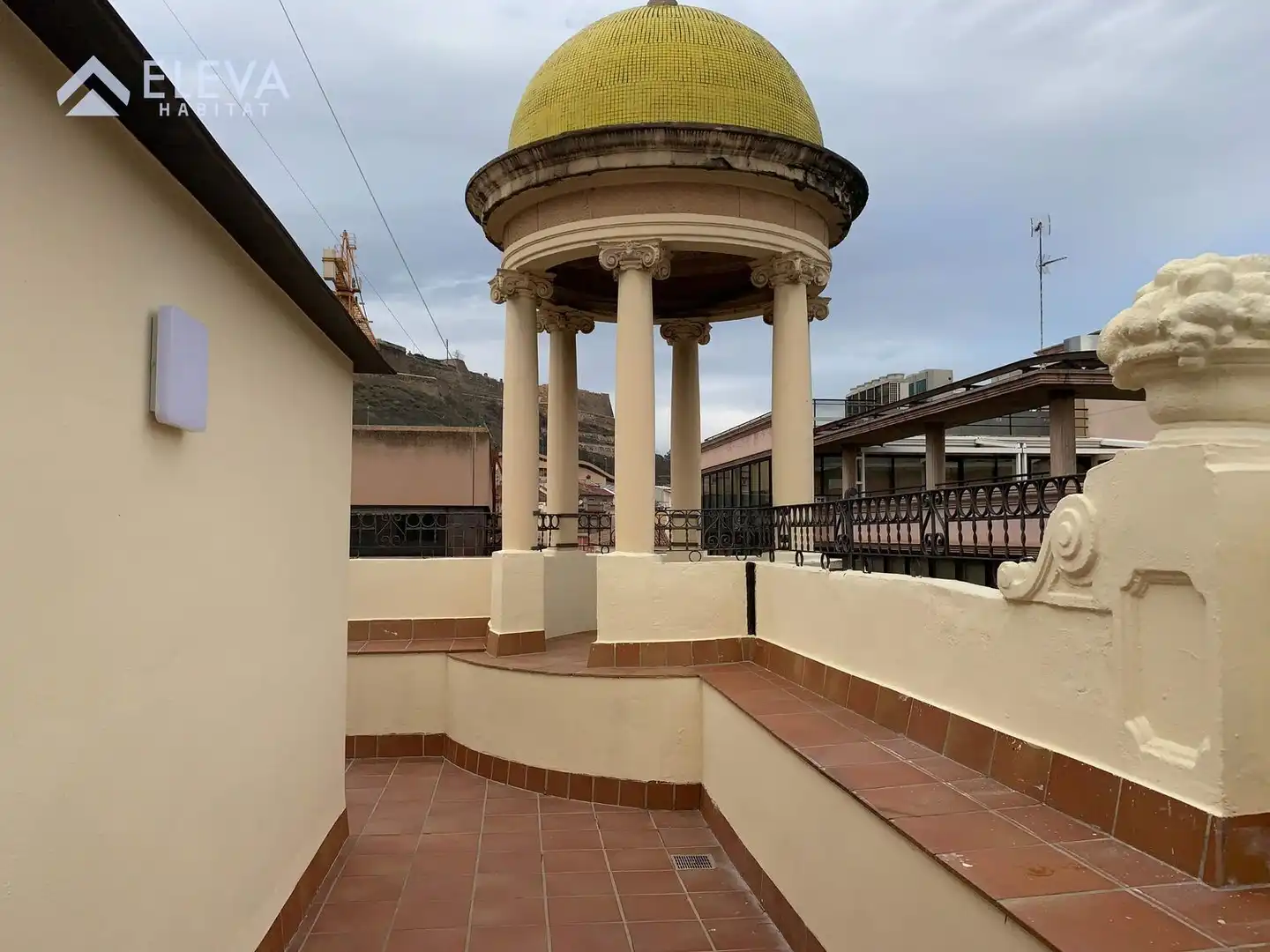 Terraza de Edificio en venta en Lleida