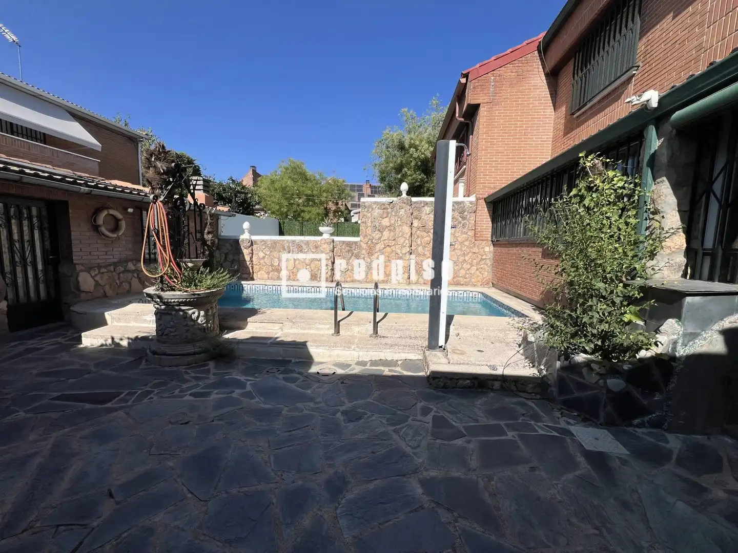 Schwimmbecken von Haus oder Chalet zur Miete in Madrid mit Heizung, Privatgarten und Terrasse