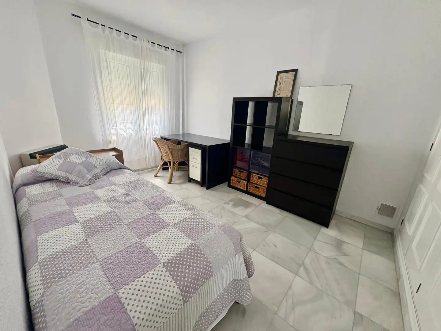 Dormitori de Casa o xalet en venda en Aljaraque amb Aire condicionat, Calefacció i Jardí privat