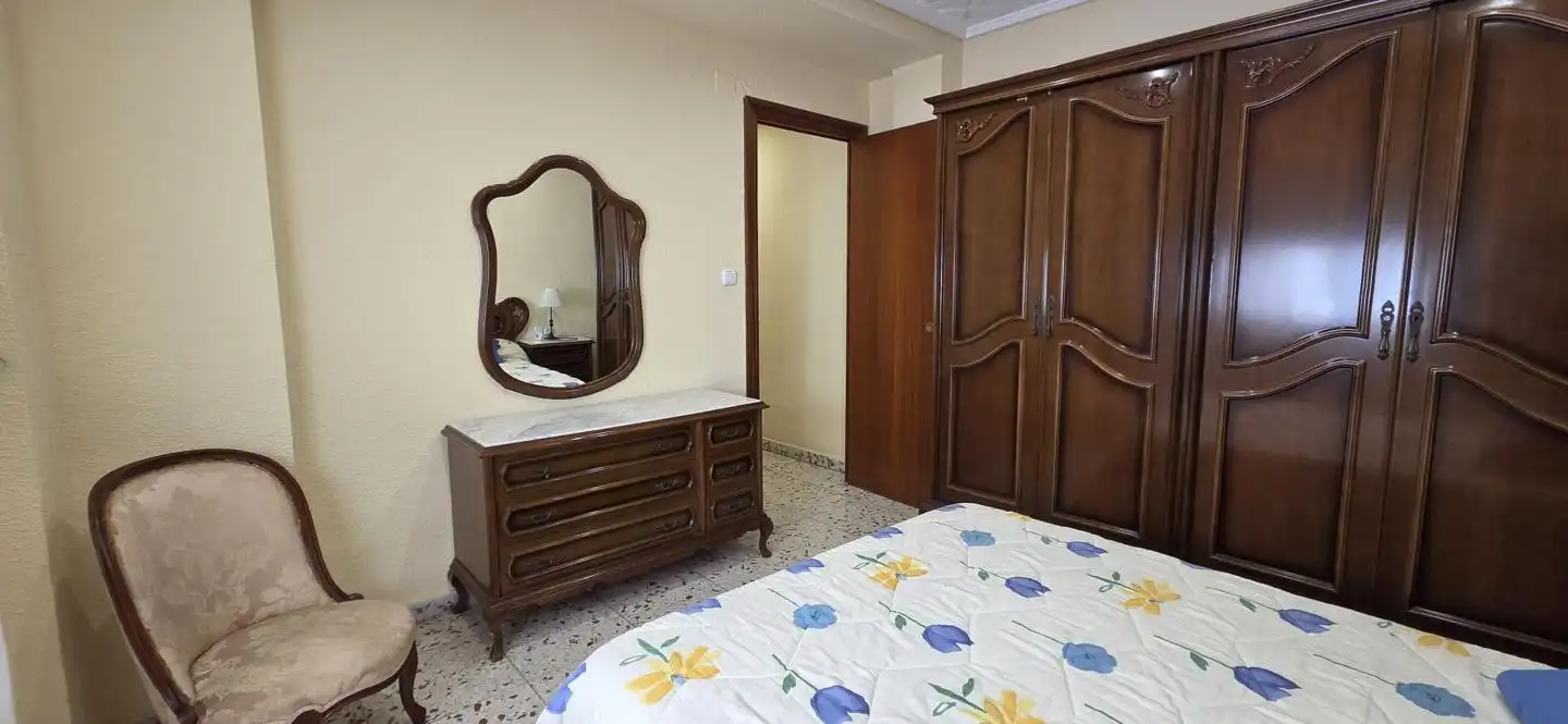 Bedroom of Flat for rent in Elche / Elx  with Air Conditioner, Furnished and Balcony