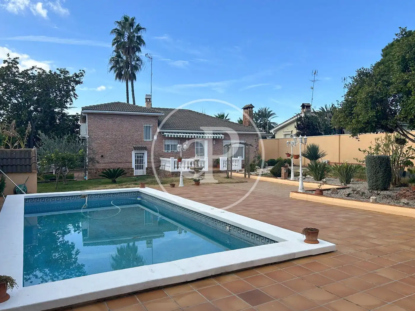 Vista exterior de Casa o chalet en venta en Montserrat con Aire acondicionado, Calefacción y Jardín privado