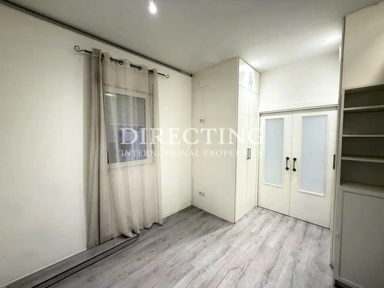 Habitación de Piso en venta en Madrid con Calefacción