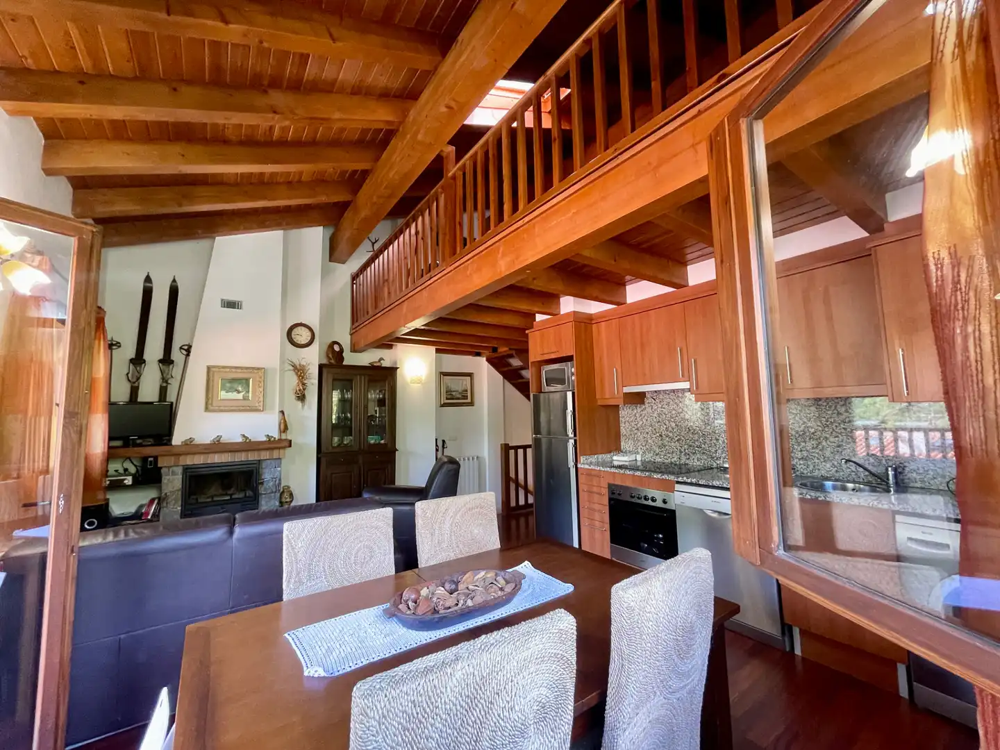 Kitchen of Duplexes for sale in Setcases  with Heating, Parquet flooring and Furnished