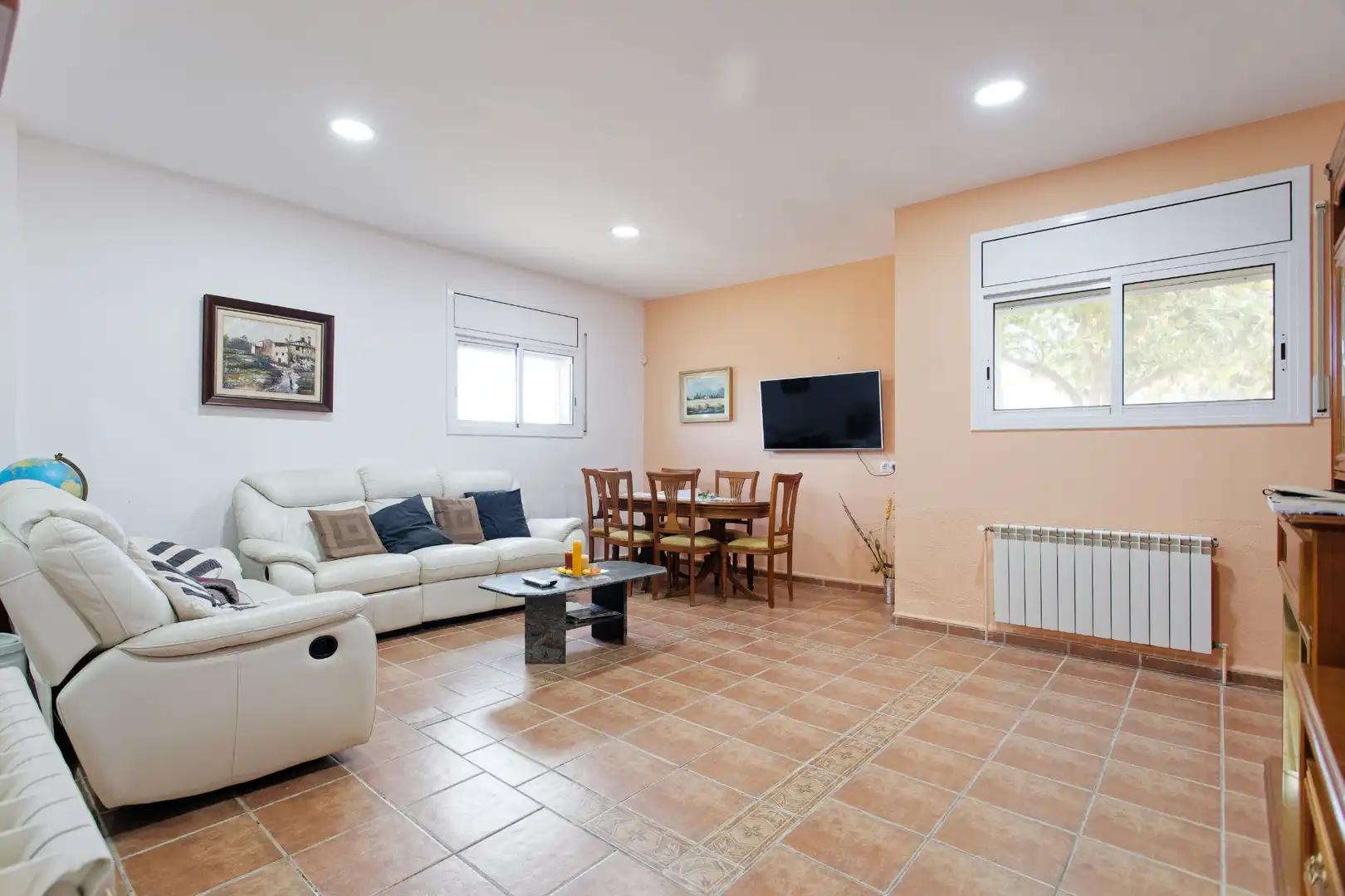 Living room of Houses for sale in Piera  with Air Conditioner, Heating and Private garden