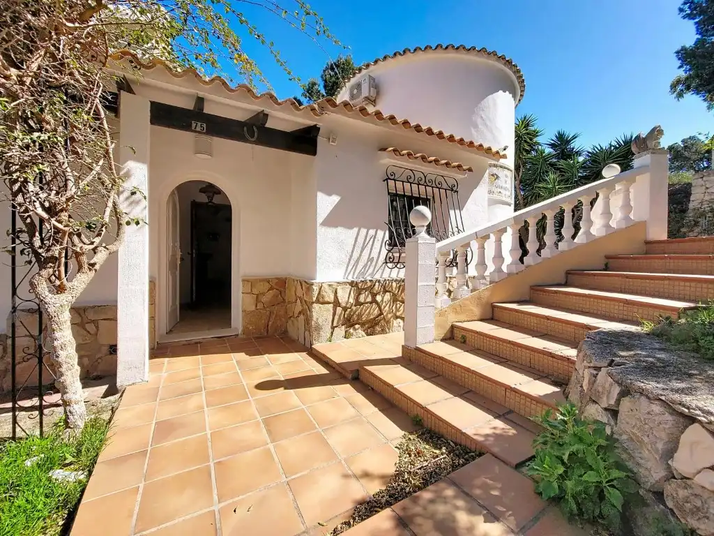 Casa o chalet en venta en Dénia con Terraza y Piscina