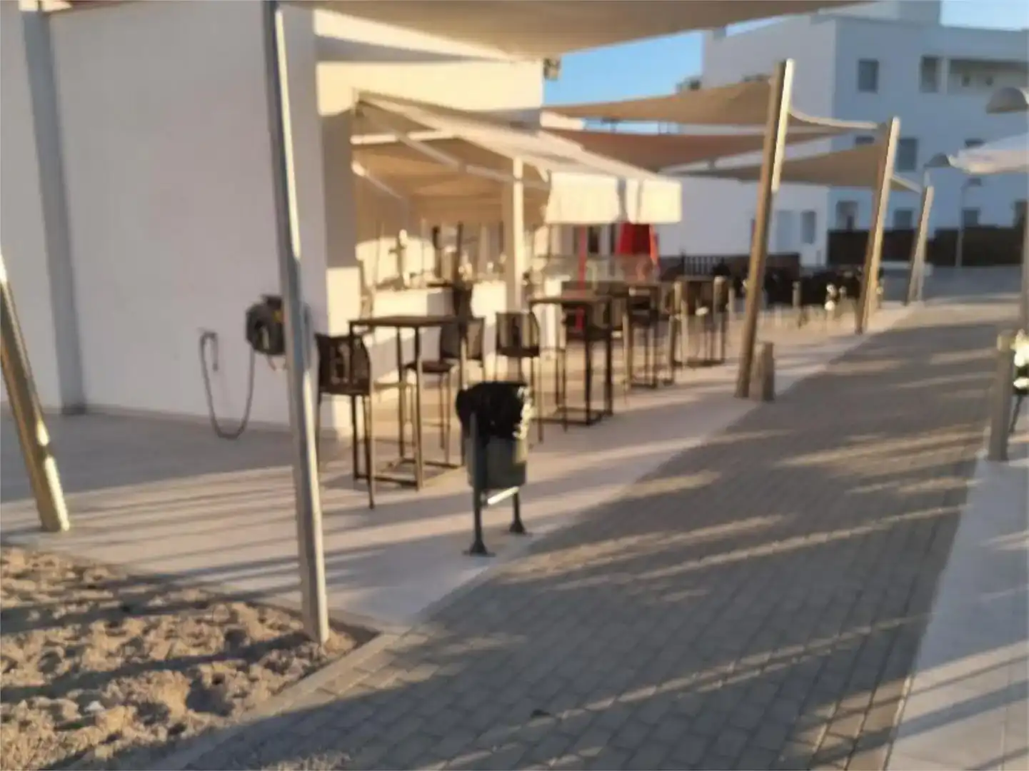 Terrasse von Wohnungen zur Miete in Chipiona mit Klimaanlage, Privatgarten und Schwimmbad