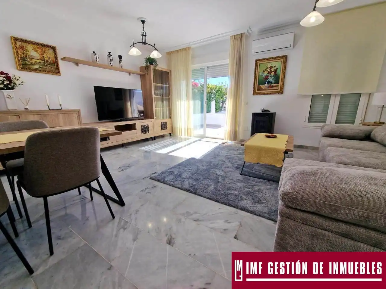 Living room of Houses for sale in Vélez-Málaga  with Terrace, Swimming Pool and Community pool