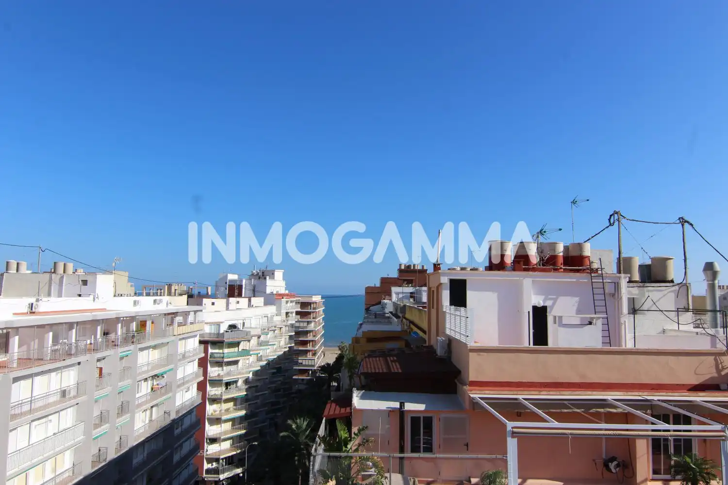 Vista exterior de Àtic en venda en Cullera amb Terrassa