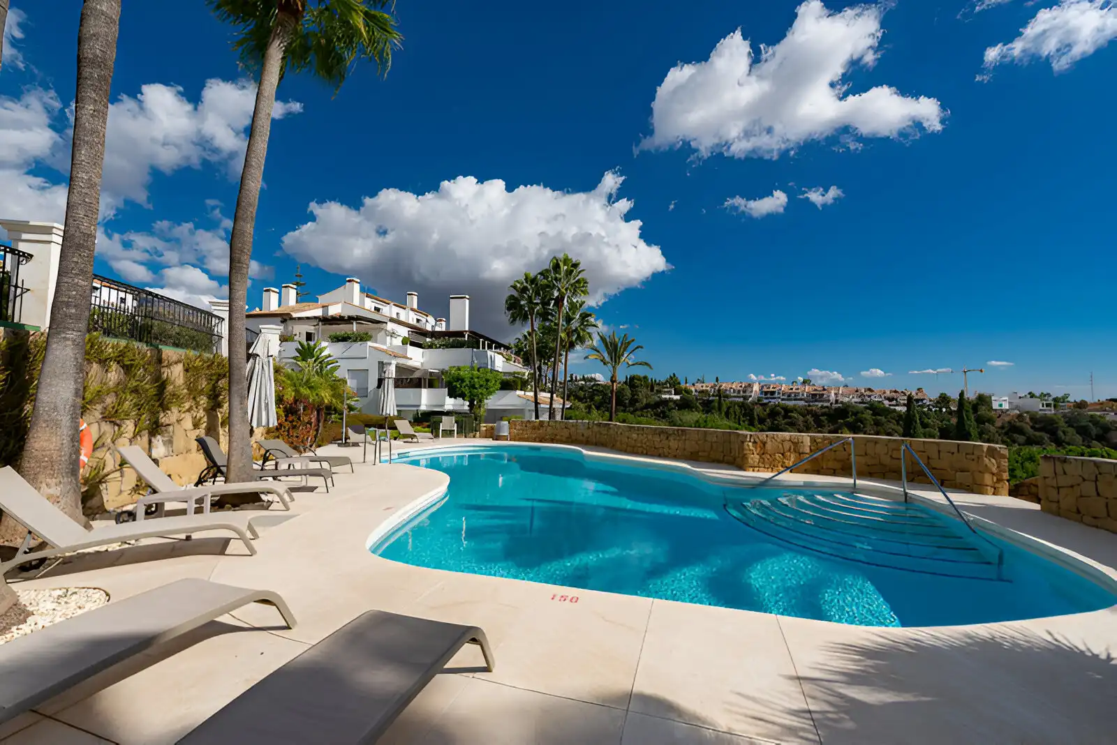 Apartament amb piscina en venda a Milla de Oro, imagen 36