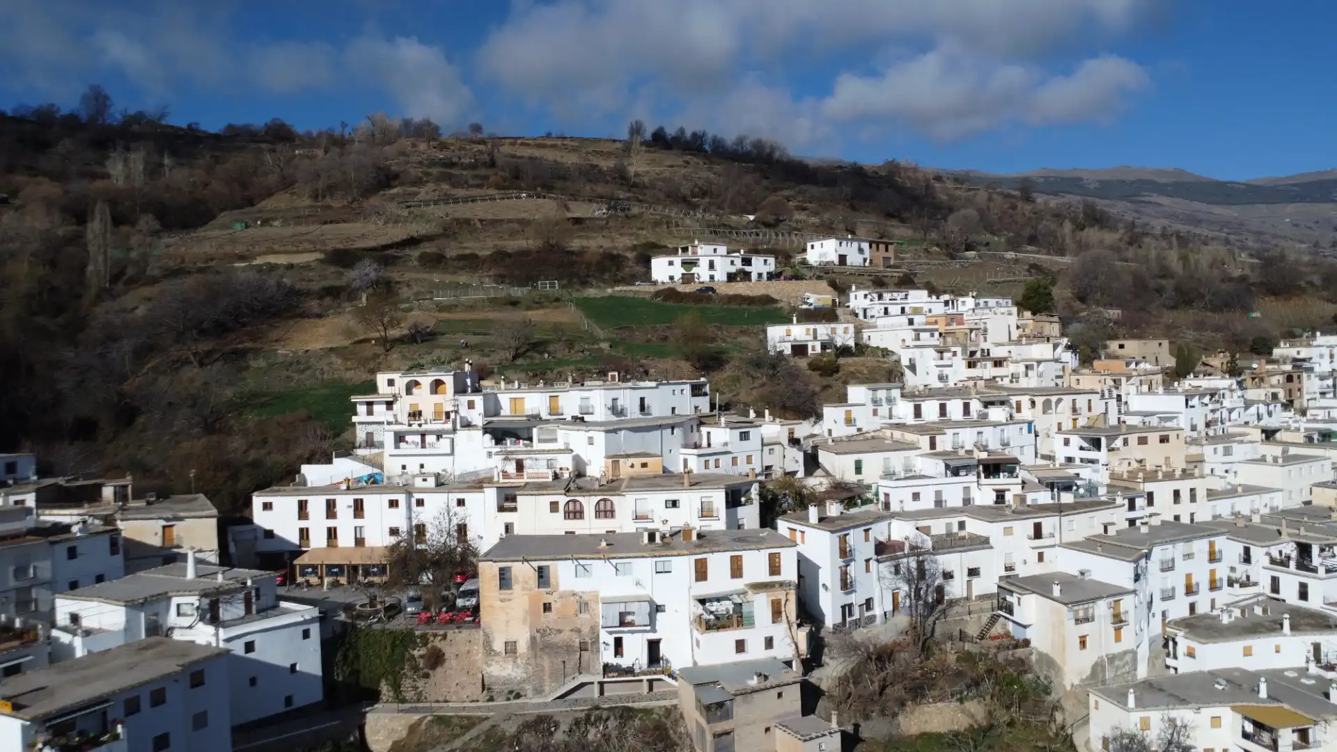 Exterior view of Commercial properties for sale in Bérchules  with Terrace and Furnished