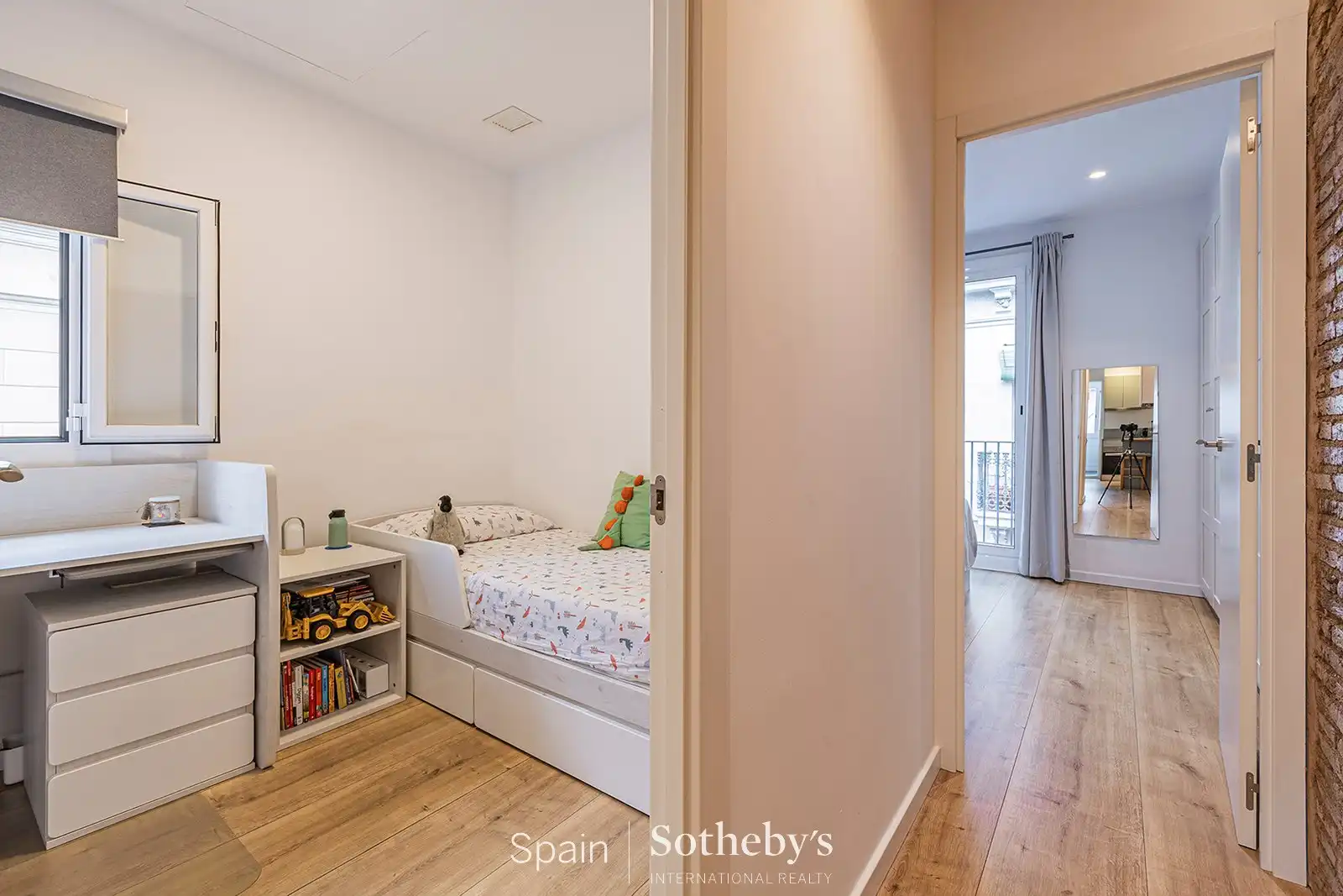 Apartamento en venta en Barcelona con Aire acondicionado, Calefacción y Terraza