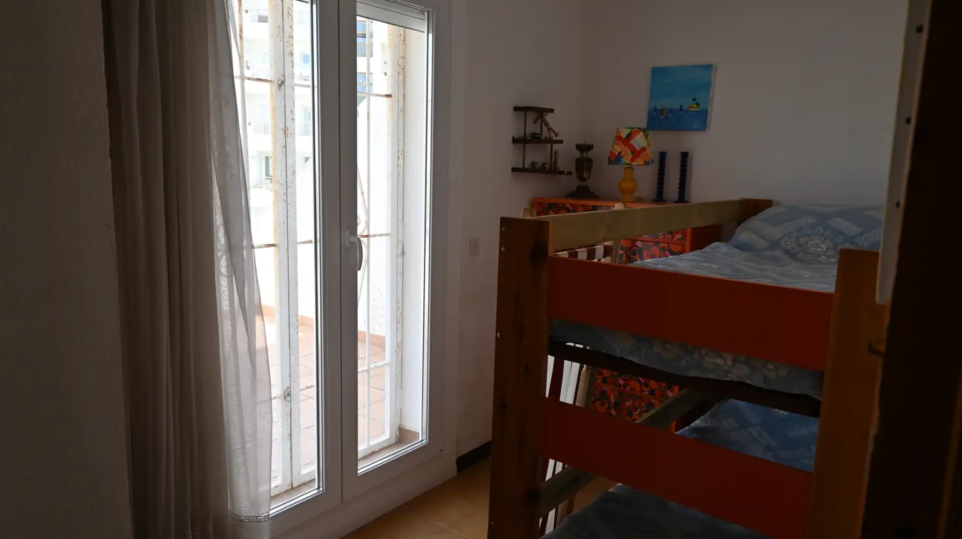 Schlafzimmer von Einfamilien-Reihenhaus zum Verkauf in L'Escala mit Möbliert