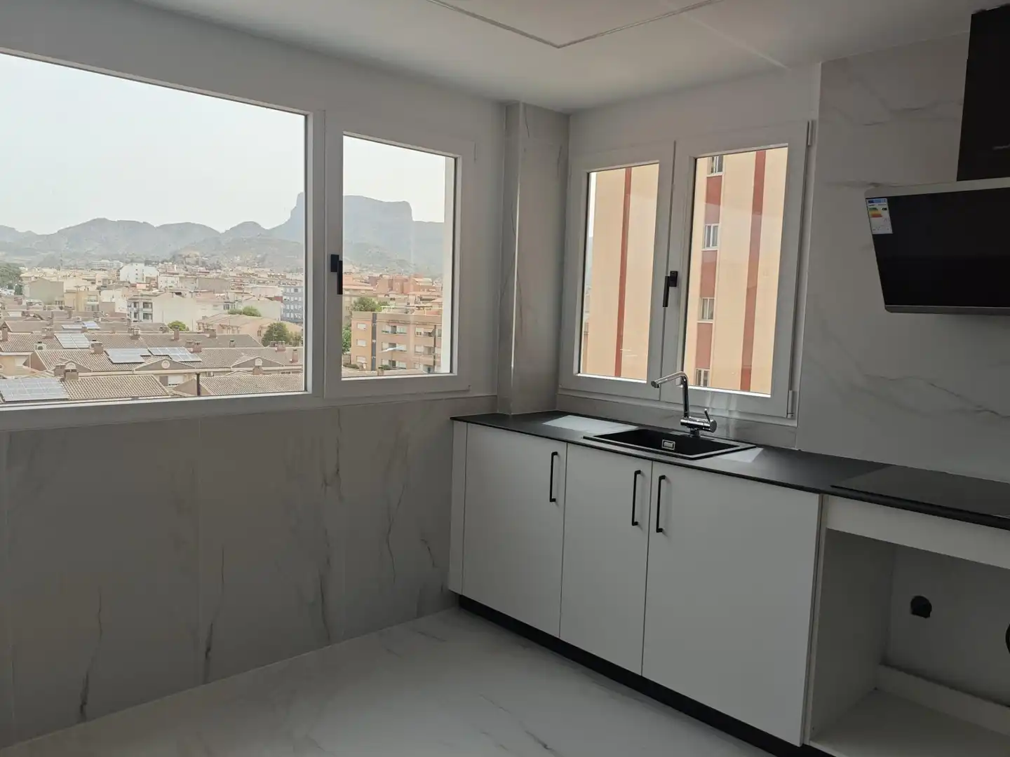 Kitchen of Flat for sale in Petrer  with Terrace and Balcony