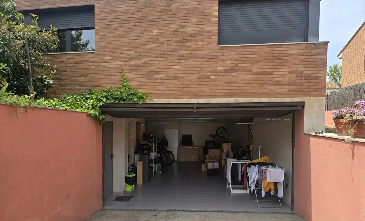 Parkplatz von Haus oder Chalet zur Miete in Llinars del Vallès mit Klimaanlage und Balkon