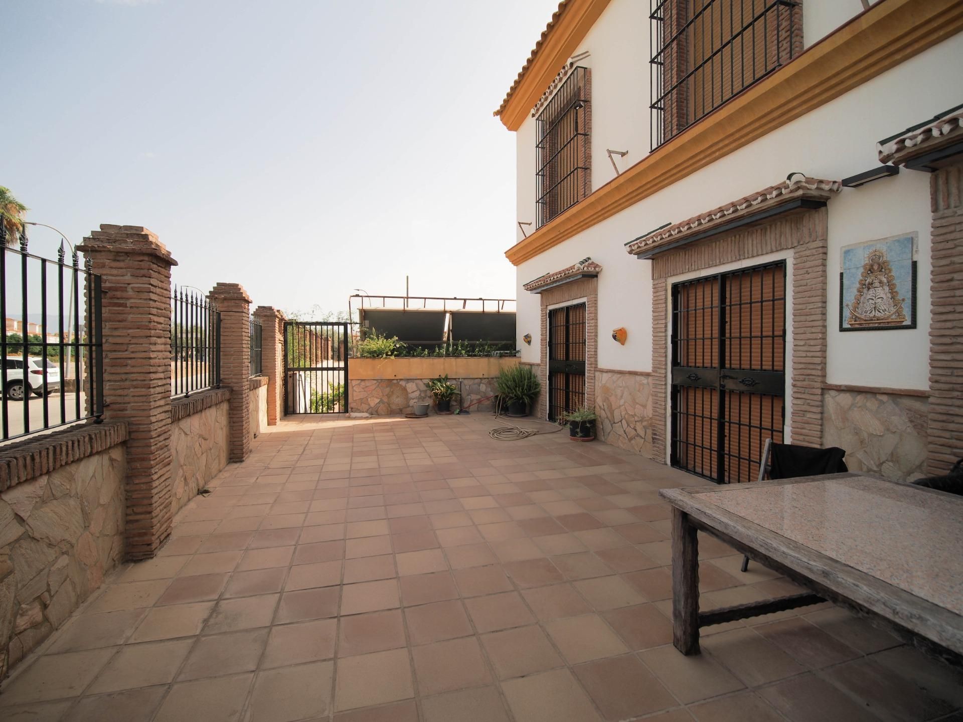 Terrace of Building for sale in Pizarra