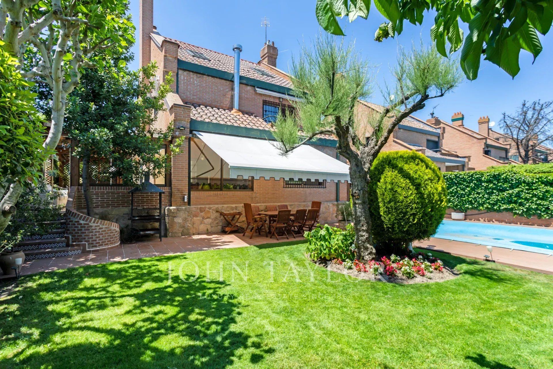 Jardí de Casa o xalet de lloguer en Pozuelo de Alarcón amb Aire condicionat, Calefacció i Piscina