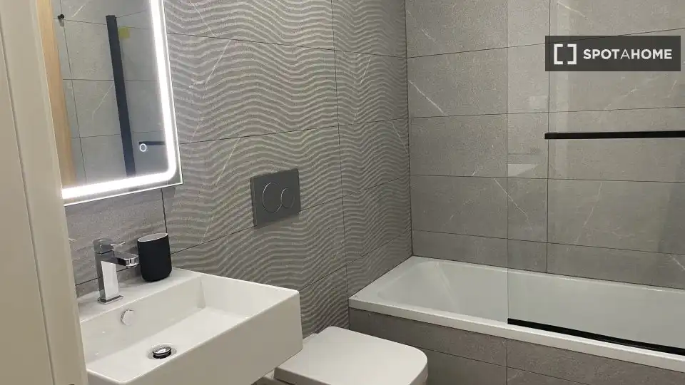 Habitación en Paseo Marítimo Oeste - Pacífico