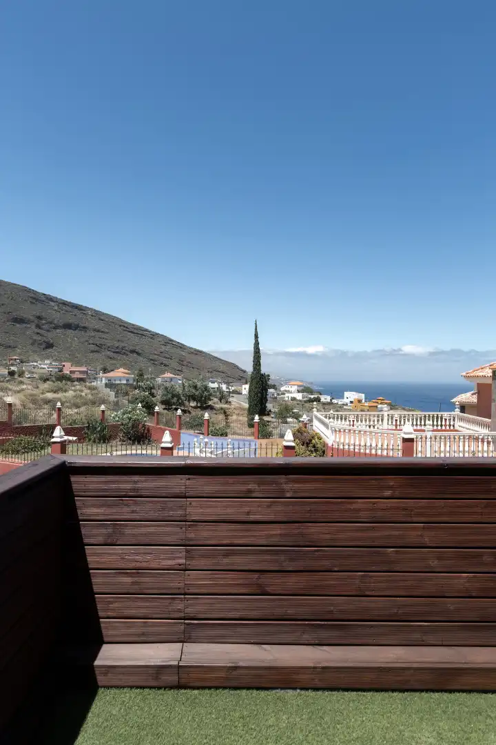 Vista exterior de Casa o chalet en venta en Candelaria con Aire acondicionado, Jardín privado y Parquet