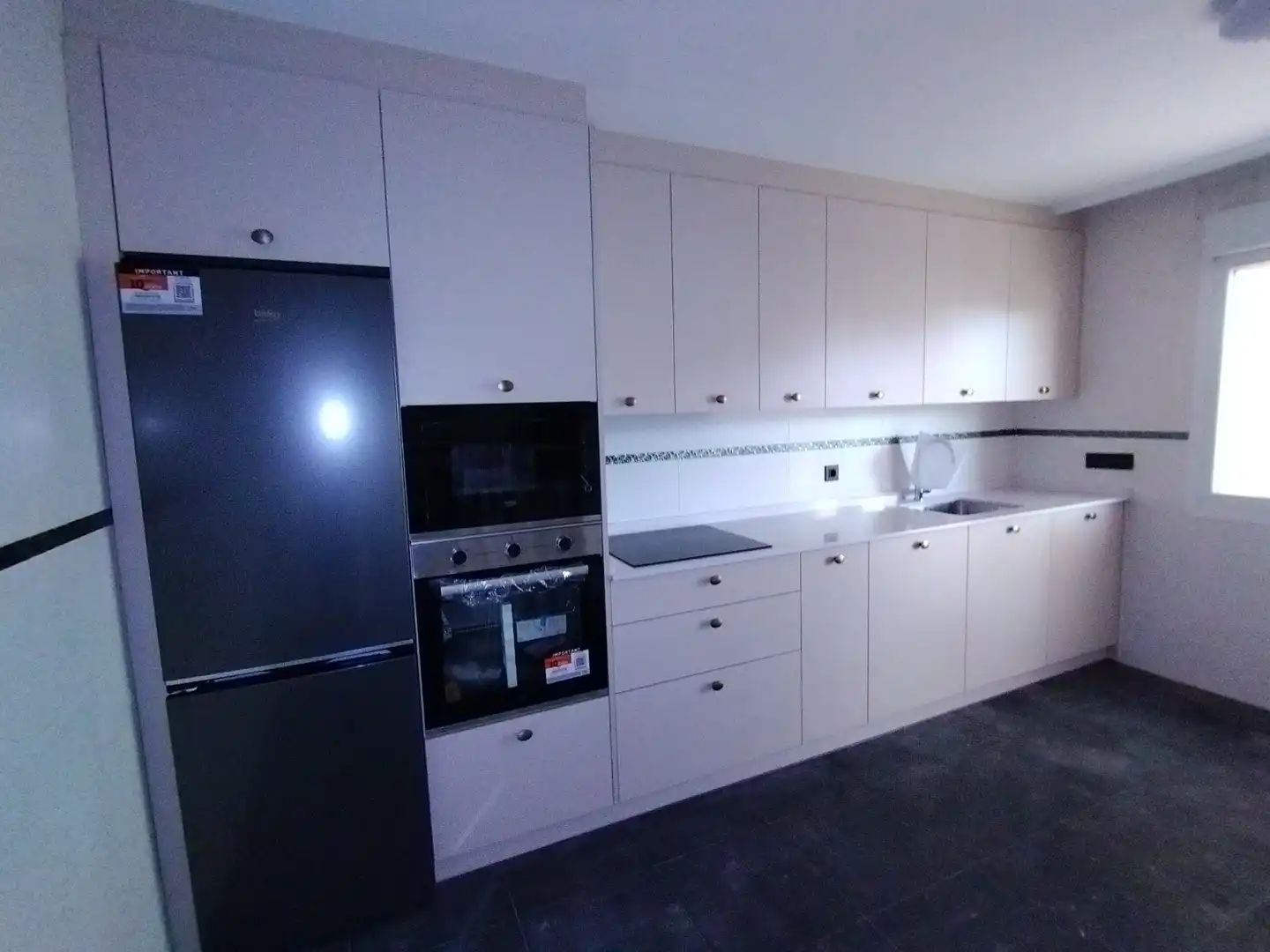 Cocina de Casa o chalet en venta en Medina de Pomar con Calefacción, Jardín privado y Parquet