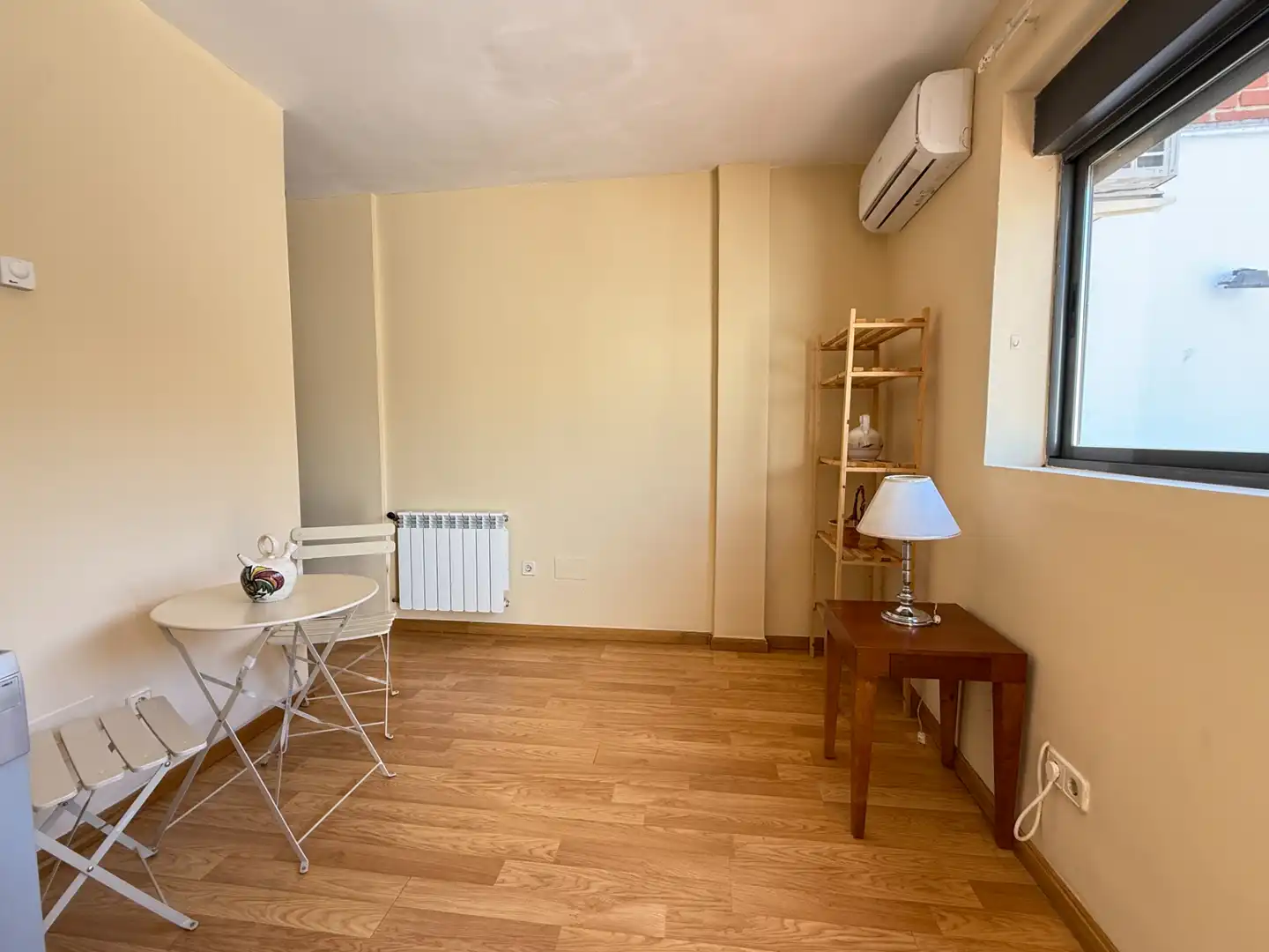Dormitori de Àtic en venda en Madrid amb Aire condicionat, Calefacció i Parquet