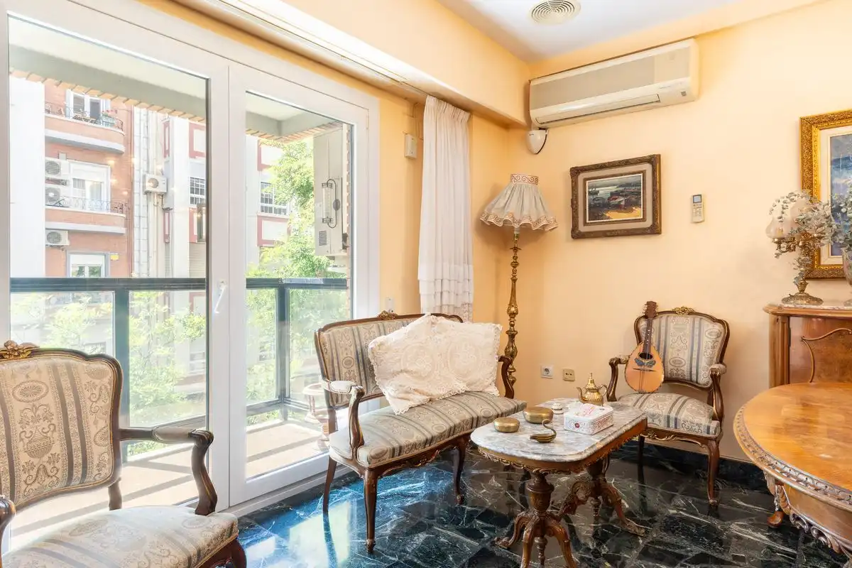 Piso con ascensor en venta en Calle Marqués de Zenete
