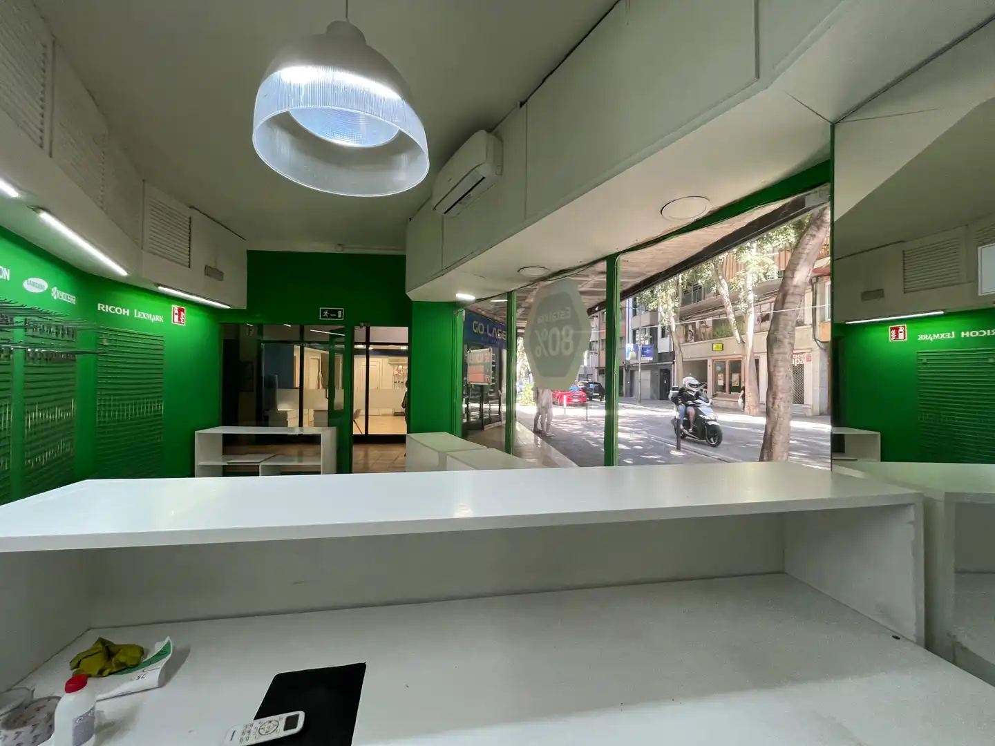 Commercial properties for rent in Ronda Ferran Puig, 19, La Devesa
