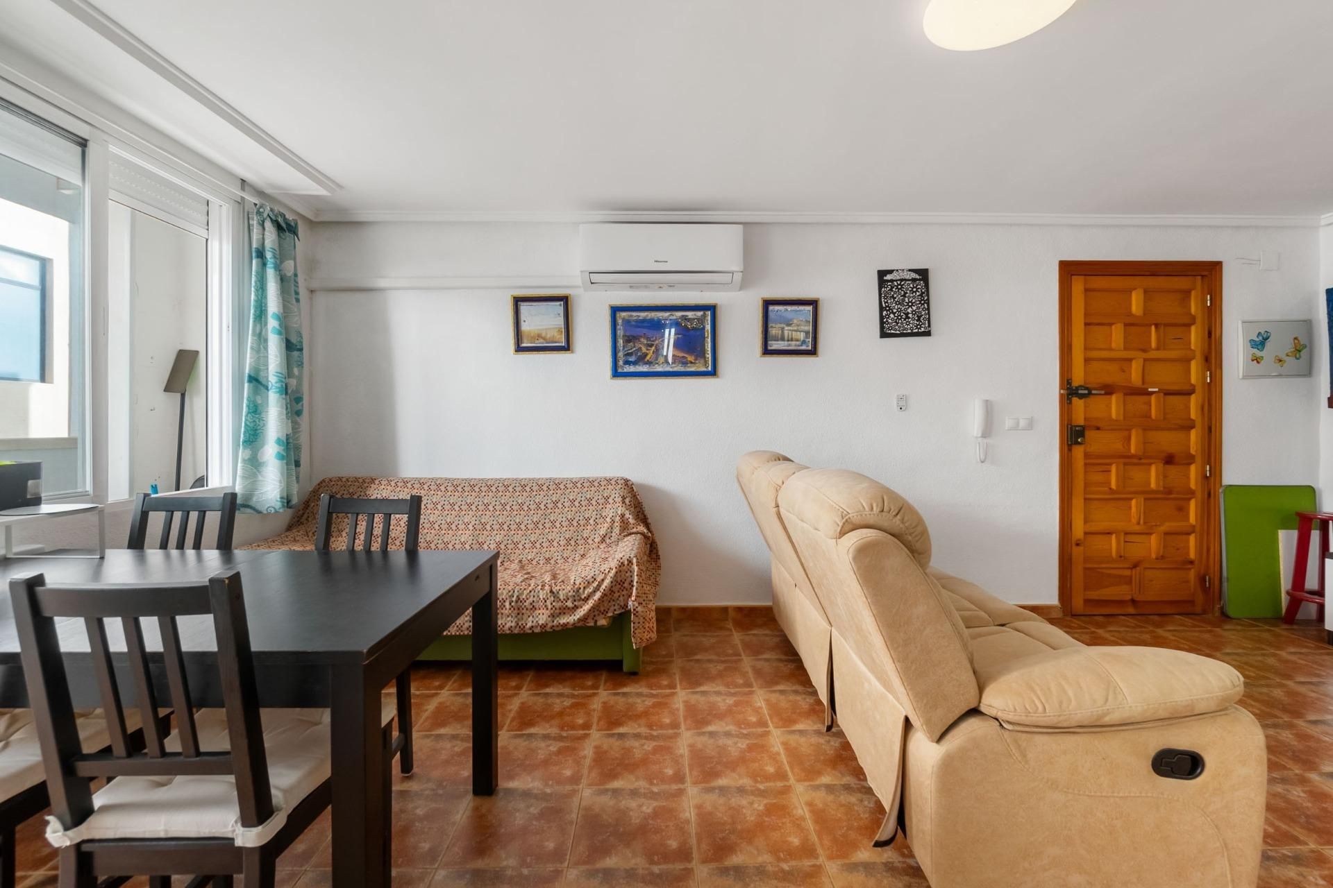 Living room of Flat for sale in Torrevieja  with Oven