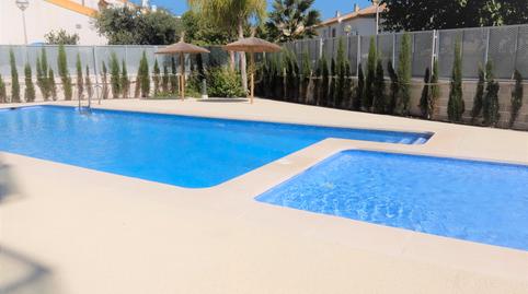 Foto 2 de Apartamento de alquiler en Carrer de Joan de Joanes, Oliva Nova, Oliva