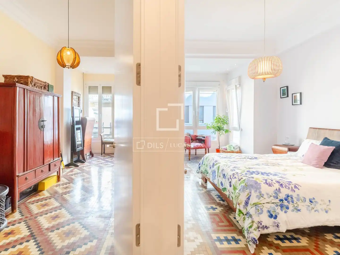 Vista exterior de Piso en venta en L'Eixample