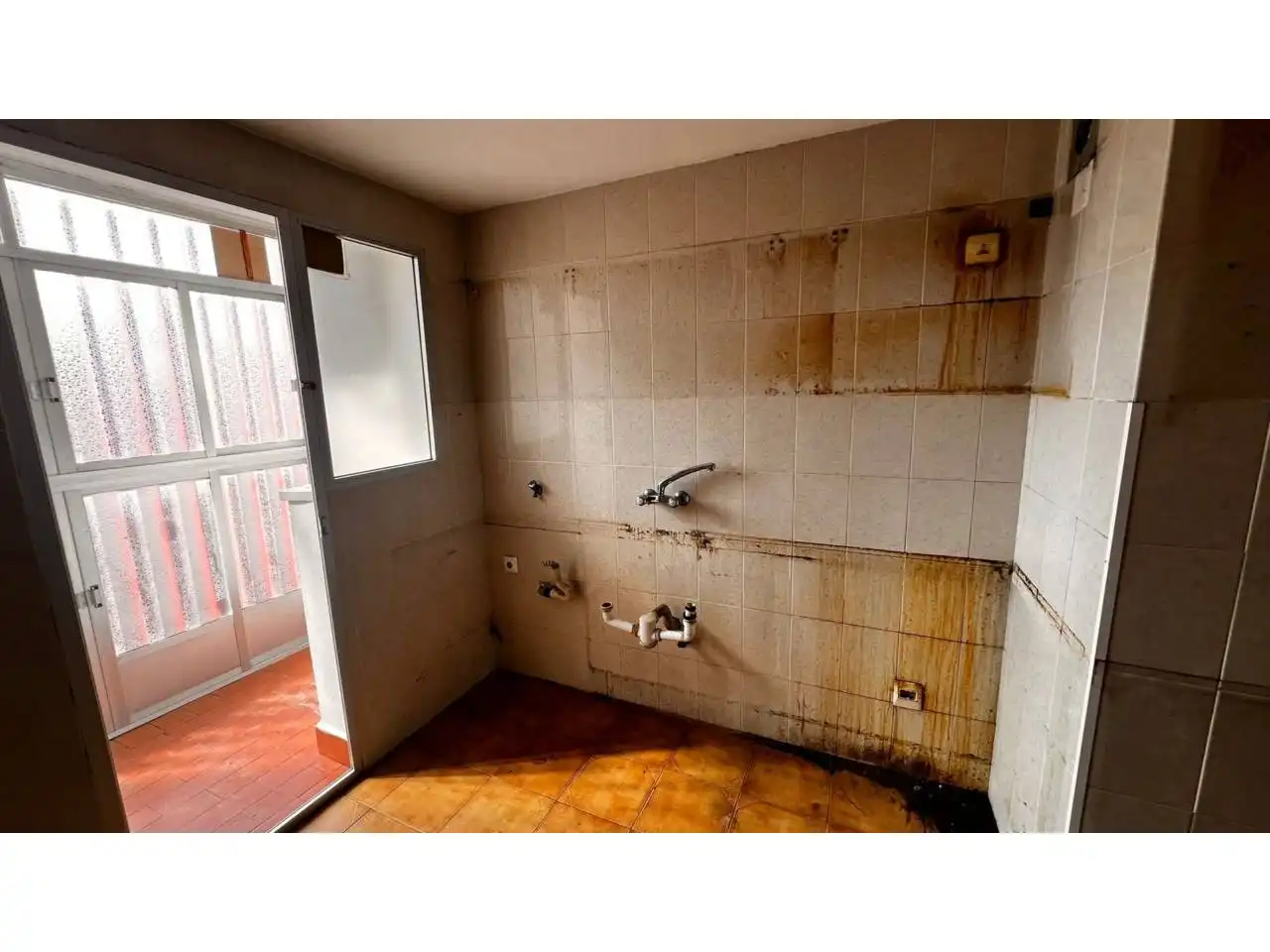 Bany de Pis en venda en Villarrobledo amb Calefacció i Balcó
