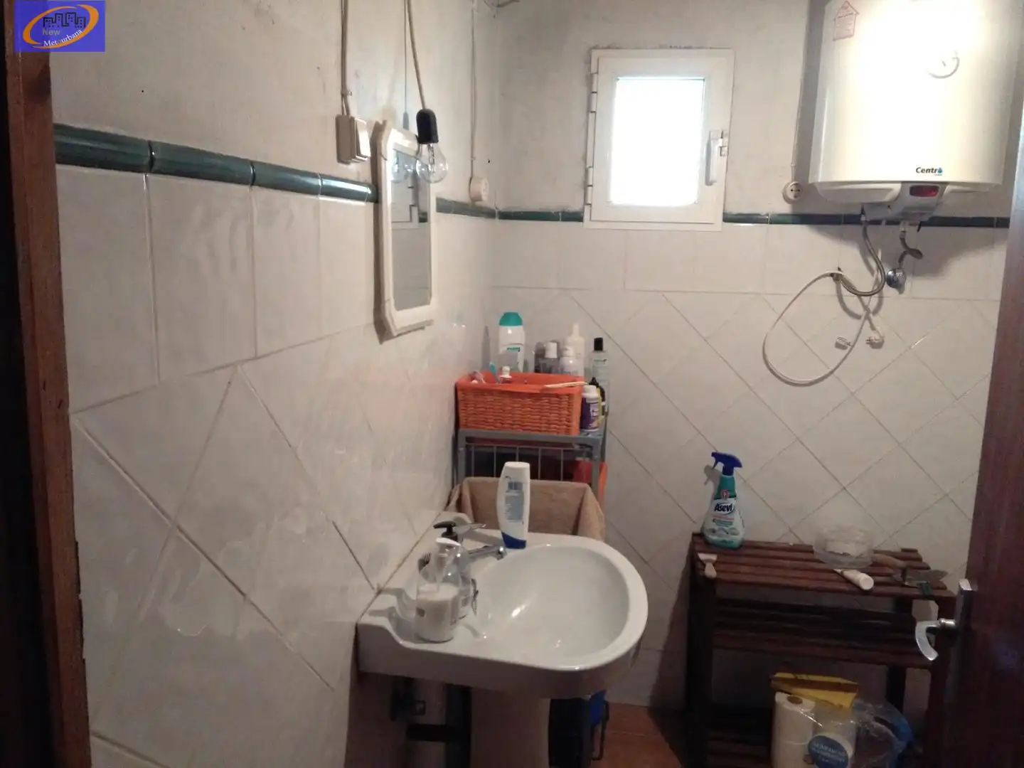 Bathroom of Houses for sale in Alpuente  with Heating, Storage room and Balcony
