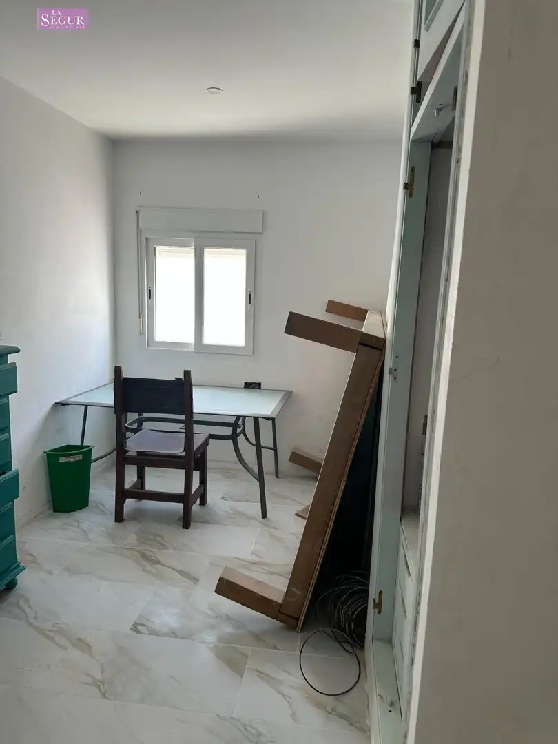 Menjador de Pis en venda en Conil de la Frontera amb Aire condicionat, Traster i Balcó