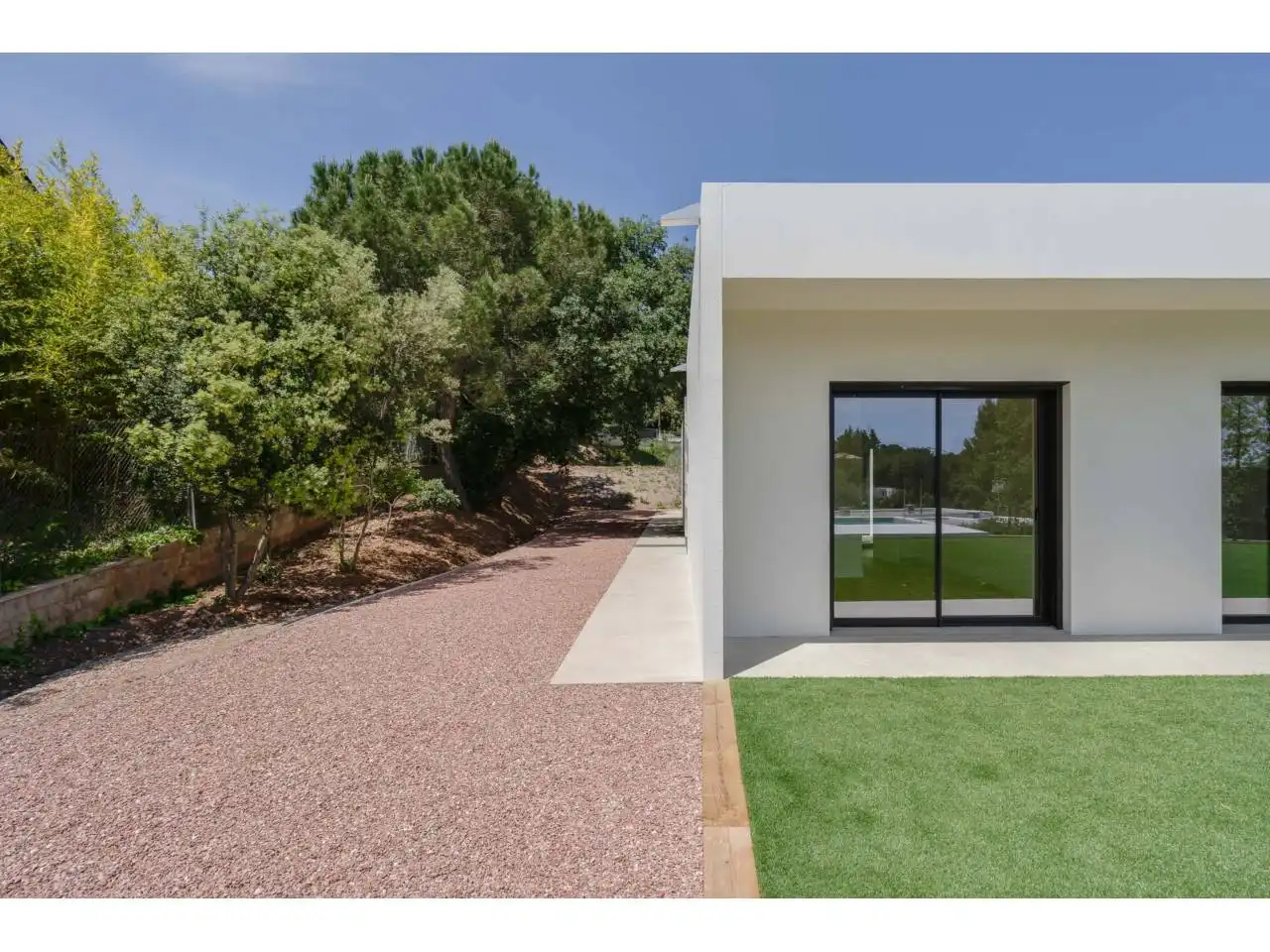 Vista exterior de Casa o xalet en venda en Matadepera amb Aire condicionat, Calefacció i Jardí privat