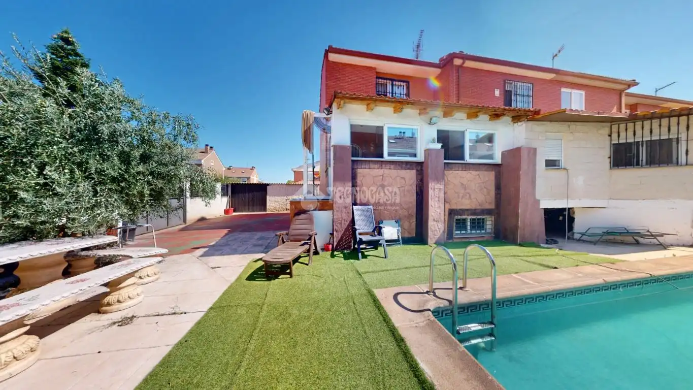 Casa bifamiliare in vendita a Vallehermoso
