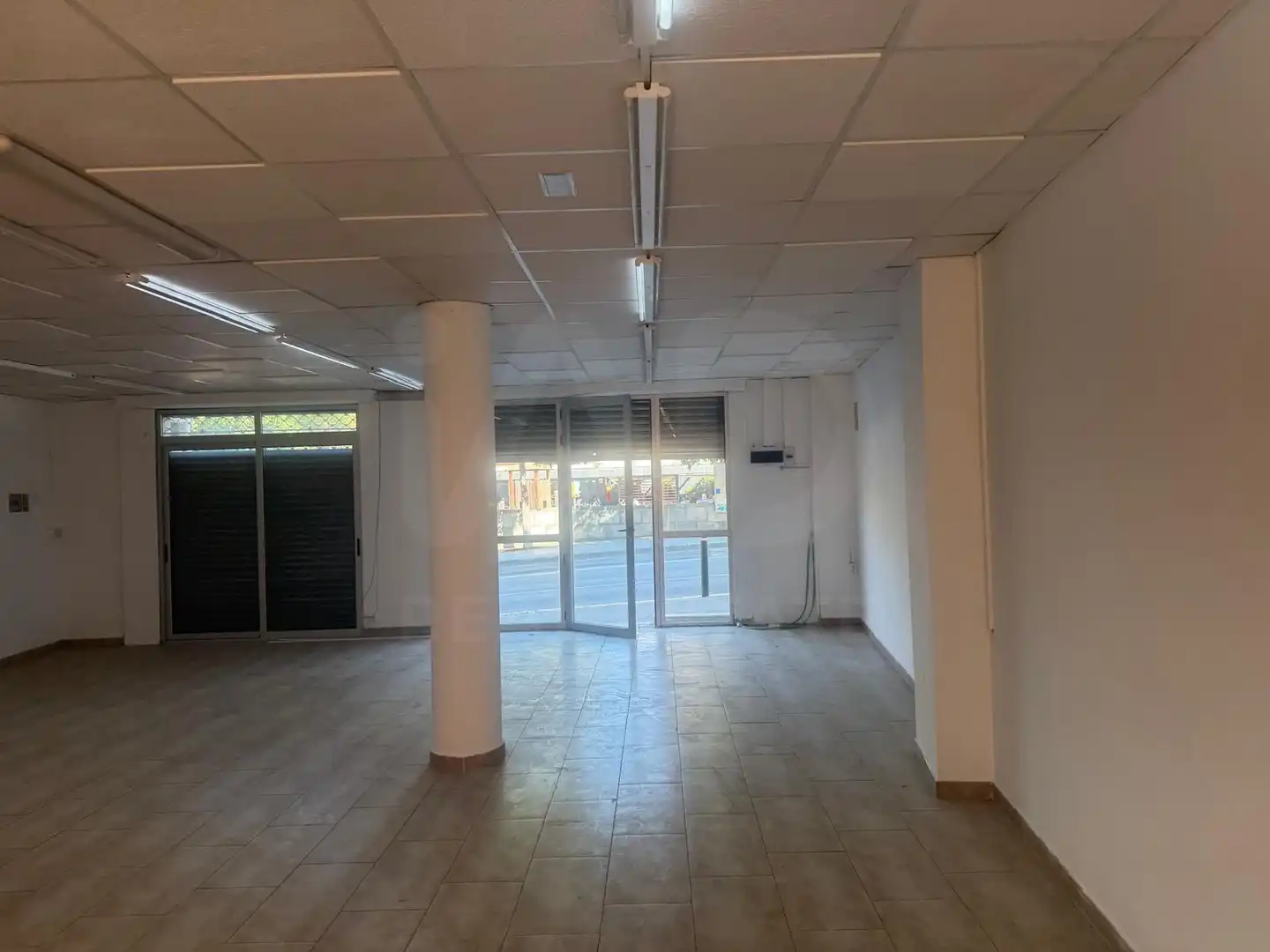 Local comercial en venda a Poble, imagen 23