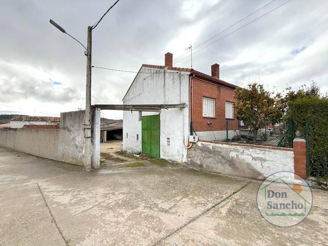 Casa-chalet en Venta en Piña de Esgueva