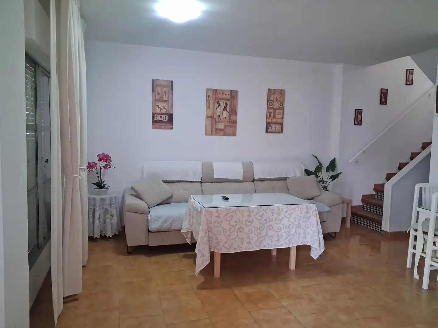 Sala d'estar de Casa o xalet en venda en Chipiona amb Aire condicionat i Terrassa