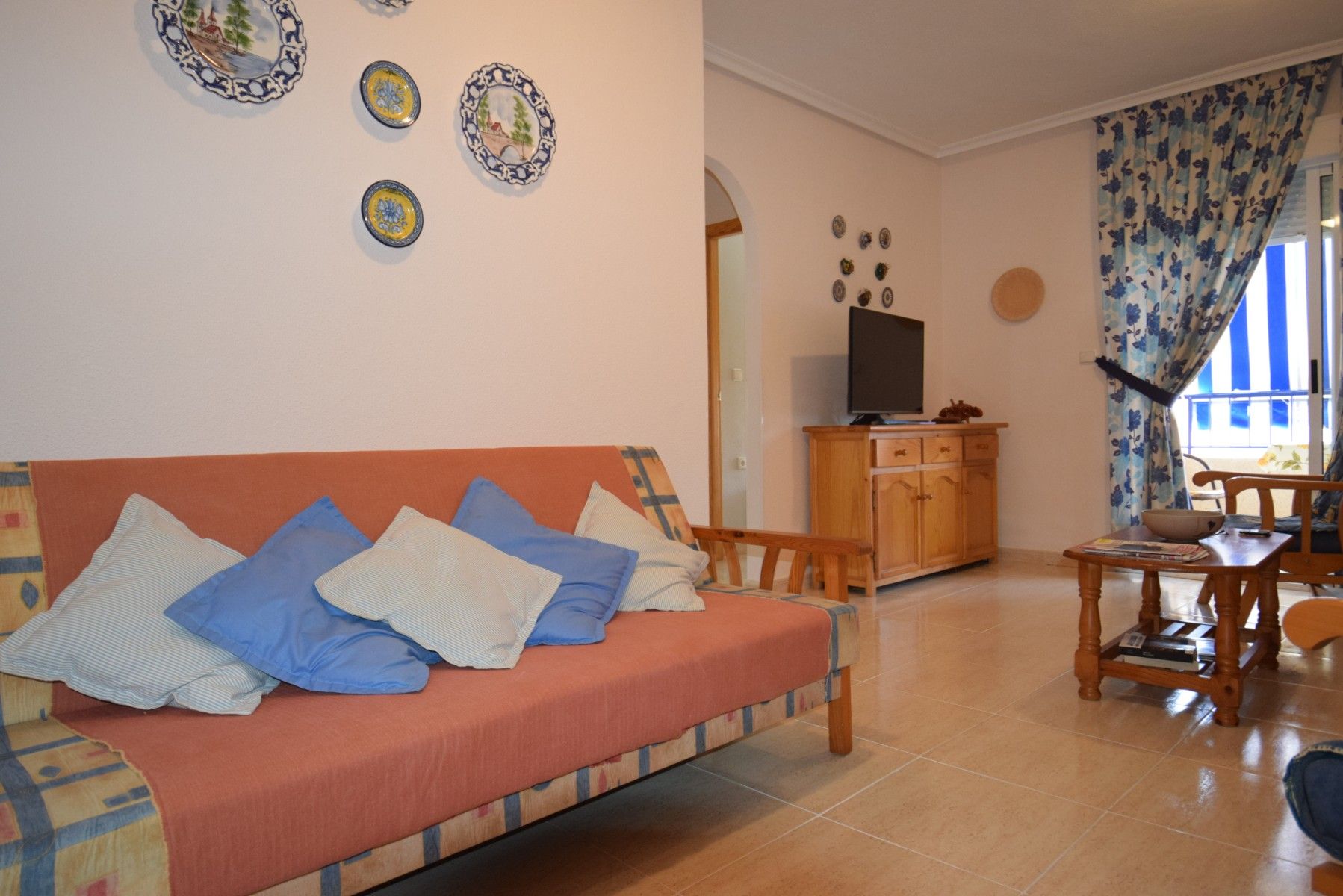 Living room of Flat for sale in Guardamar del Segura  with Air Conditioner, Terrace and Swimming Pool