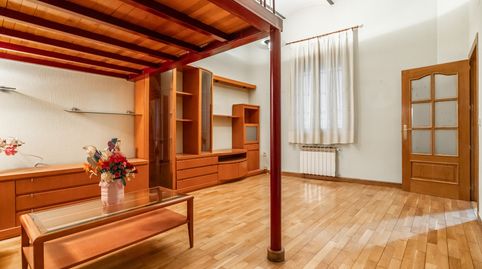 Foto 2 de Piso en venta en Palos de Moguer, Madrid Capital